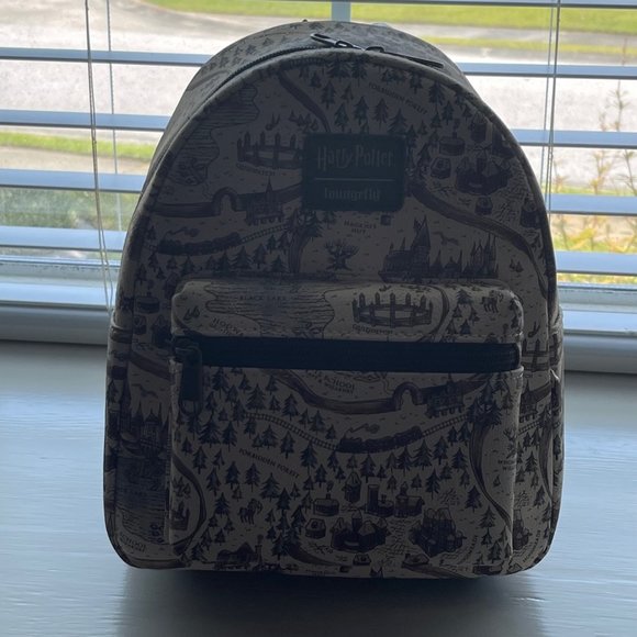 Loungefly Harry Potter School Grounds Mini Backpack New - Picture 1 of 9